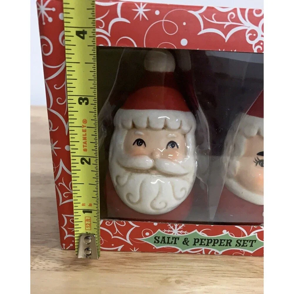 Johanna Parker Santa Claus Shakers 3